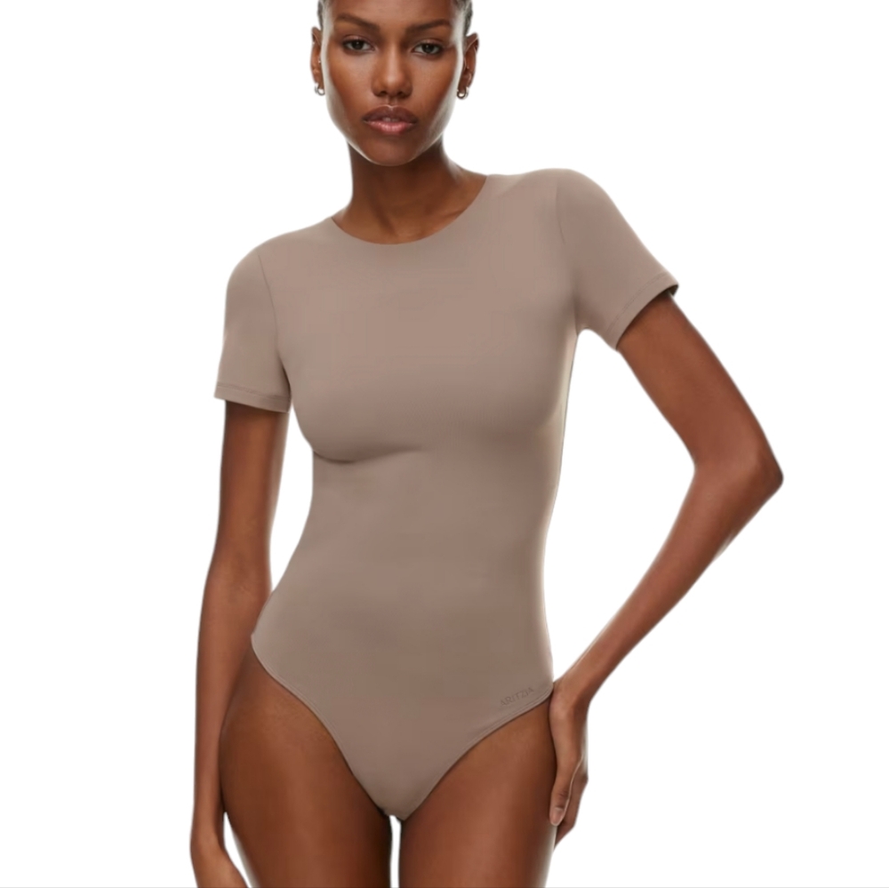 Aritzia Babaton Contour Crew Short Sleeve Bodysuit